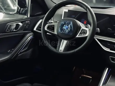 BMW X6 XDrive 40i 2025 года за 66 000 000 тг. в Алматы – фото 19