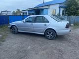 Mercedes-Benz C 180 1993 года за 700 000 тг. в Кокшетау – фото 2