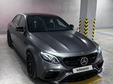 Mercedes-Benz E 63 AMG 2018 годаfor37 500 000 тг. в Алматы