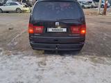 SEAT Alhambra 2002 года за 2 500 000 тг. в Уральск – фото 2