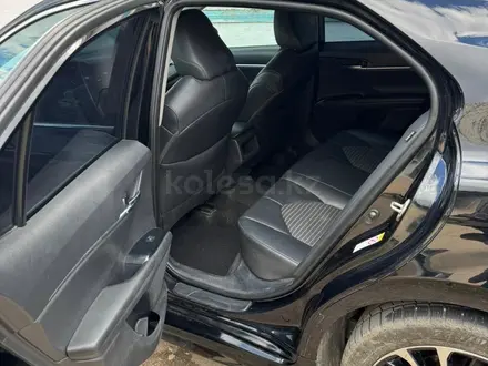 Toyota Camry 2017 года за 12 800 000 тг. в Семей – фото 13