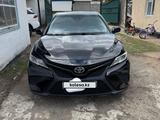 Toyota Camry 2017 года за 12 800 000 тг. в Семей