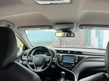 Toyota Camry 2017 года за 12 800 000 тг. в Семей – фото 8