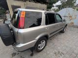 Honda CR-V 1998 года за 3 800 000 тг. в Алматы – фото 2