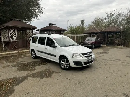 ВАЗ (Lada) Largus 2018 года за 3 300 000 тг. в Уральск – фото 2