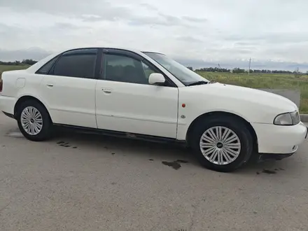 Audi A4 1996 года за 1 800 000 тг. в Алматы – фото 2