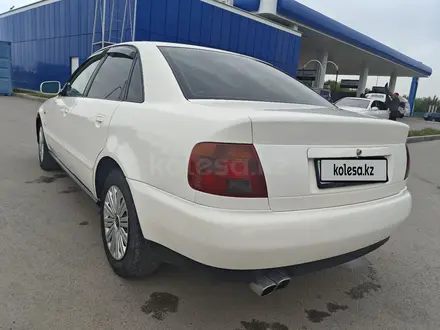 Audi A4 1996 года за 1 800 000 тг. в Алматы – фото 3