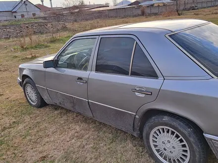 Mercedes-Benz E 230 1993 года за 1 000 000 тг. в Тараз – фото 3