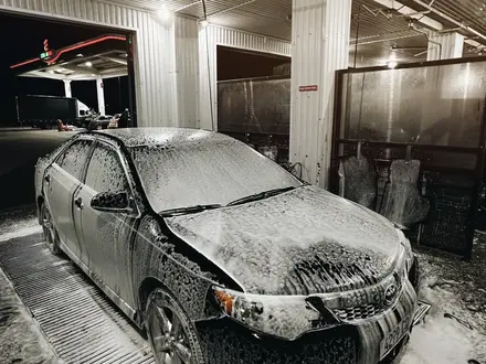 Toyota Camry 2014 года за 5 241 855 тг. в Актобе – фото 7