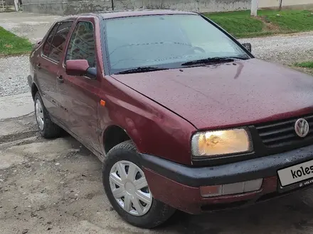 Volkswagen Vento 1992 года за 1 000 000 тг. в Шымкент