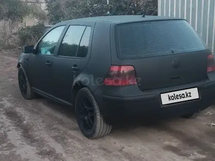 Volkswagen Golf 2001 года за 1 600 000 тг. в Жезказган