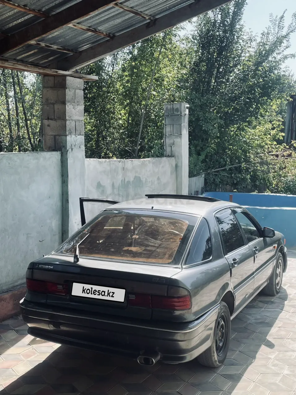 Mitsubishi Galant, 1992