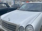 Mercedes-Benz E 230 1996 годаүшін2 000 000 тг. в Павлодар – фото 2