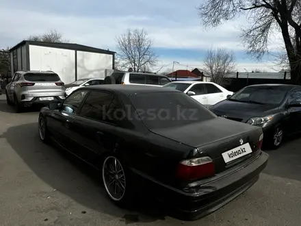 BMW 728 1996 года за 2 700 000 тг. в Алматы – фото 3