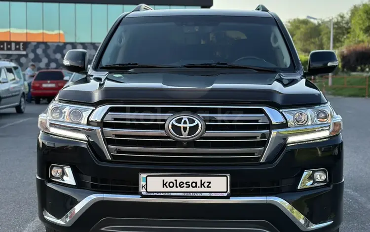 Toyota Land Cruiser 2015 годаүшін32 500 000 тг. в Шымкент