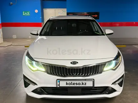 Kia K5 2018 года за 8 500 000 тг. в Алматы – фото 7