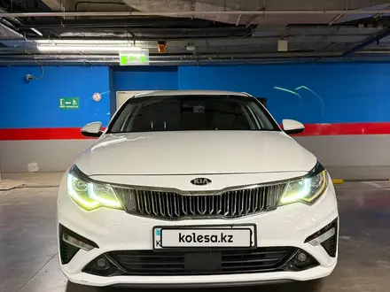 Kia K5 2018 года за 8 500 000 тг. в Алматы – фото 5