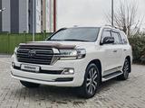 Toyota Land Cruiser 2018 года за 39 000 000 тг. в Алматы