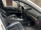 Mercedes-Benz E 320 2003 года за 6 300 000 тг. в Шымкент – фото 2