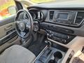 Kia Carnival 2015 года за 9 500 000 тг. в Астана – фото 6
