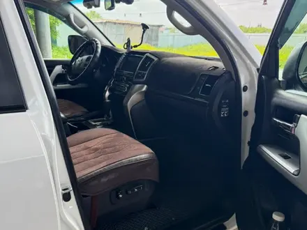Toyota Land Cruiser 2012 года за 21 650 000 тг. в Астана – фото 9
