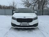 Kia Carnival 2016 года за 14 000 000 тг. в Караганда – фото 3