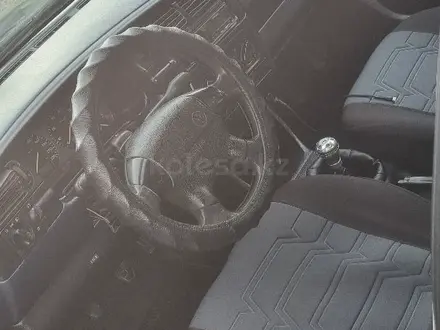 Volkswagen Vento 1994 года за 700 000 тг. в Шымкент – фото 5