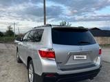 Toyota Highlander 2012 годаүшін9 800 000 тг. в Актау – фото 3