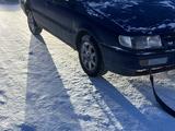 Volkswagen Passat 1994 годаfor850 000 тг. в Караганда – фото 2