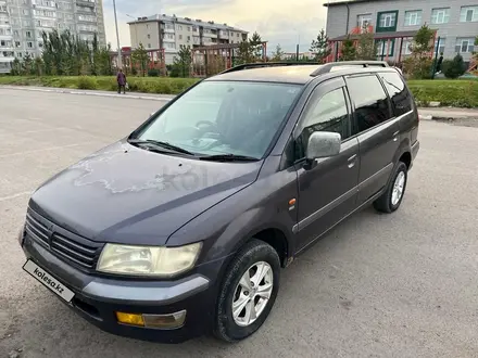 Mitsubishi Chariot 1998 годаүшін2 200 000 тг. в Караганда