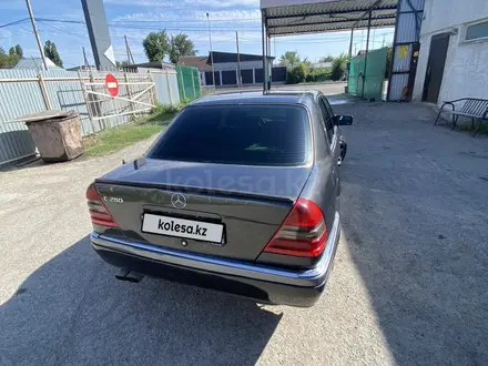 Mercedes-Benz C 280 1996 года за 2 100 000 тг. в Талдыкорган – фото 2