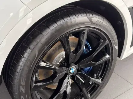 BMW X7 XDrive 40i 2025 года за 89 166 941 тг. в Караганда – фото 22