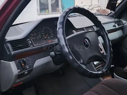 Mercedes-Benz E 230 1988 года за 1 100 000 тг. в Караганда – фото 4