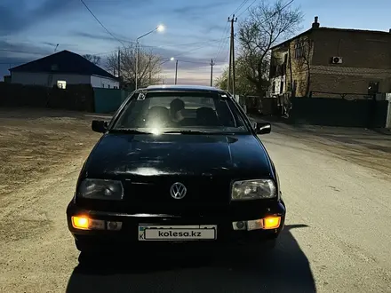 Volkswagen Vento 1996 года за 950 000 тг. в Кызылорда – фото 4
