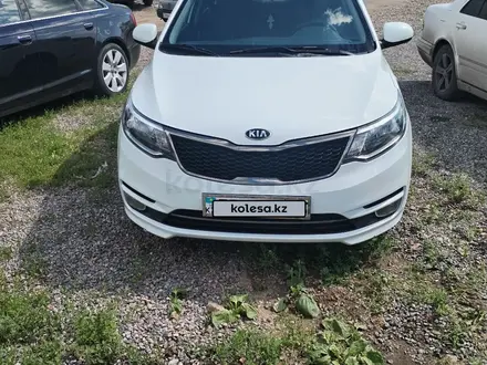 Kia Rio 2015 года за 5 500 000 тг. в Петропавловск – фото 4