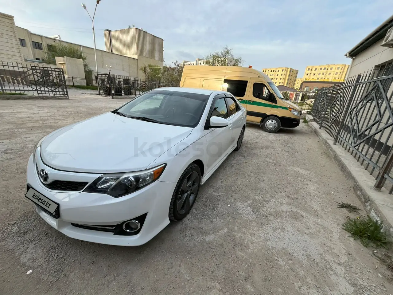Toyota Camry, 2013