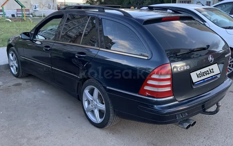 Mercedes-Benz C 180 2002 года за 3 000 000 тг. в Караганда