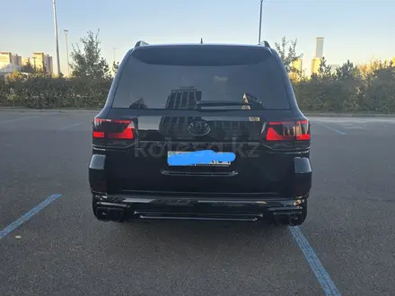 Toyota Land Cruiser 2018 года за 39 000 000 тг. в Астана – фото 4