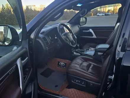 Toyota Land Cruiser 2018 года за 39 000 000 тг. в Астана – фото 8