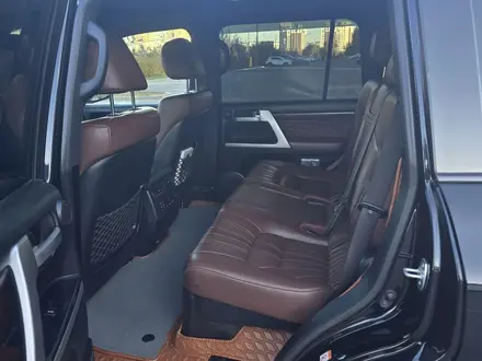 Toyota Land Cruiser 2018 года за 39 000 000 тг. в Астана – фото 9