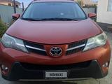 Toyota RAV4 2015 года за 7 500 000 тг. в Атырау – фото 2