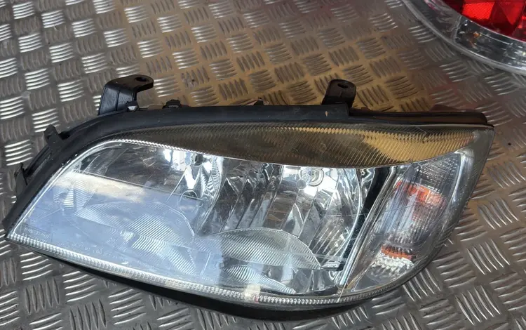 Передняя Фара Opel Zafira A за 2 777 тг. в Актобе