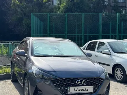 Hyundai Accent 2021 года за 8 300 000 тг. в Шымкент