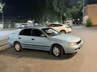 Toyota Carina E