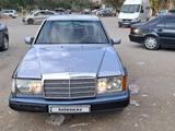 Mercedes-Benz E 250 1991 года за 800 000 тг. в Жезказган