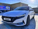 Hyundai Elantra 2021 года за 9 500 000 тг. в Караганда – фото 3