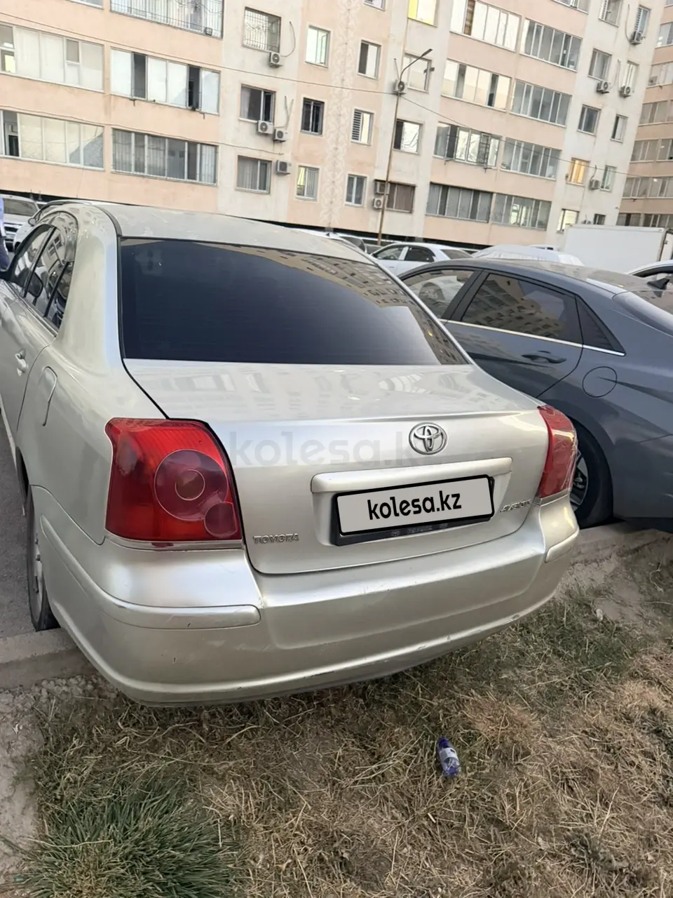 Toyota Avensis, 2005