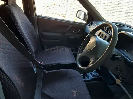 Suzuki Swift 2000 года за 2 000 000 тг. в Тараз – фото 12