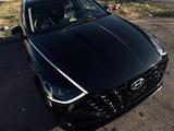 Hyundai Sonata 2021 года за 13 000 000 тг. в Алматы – фото 4