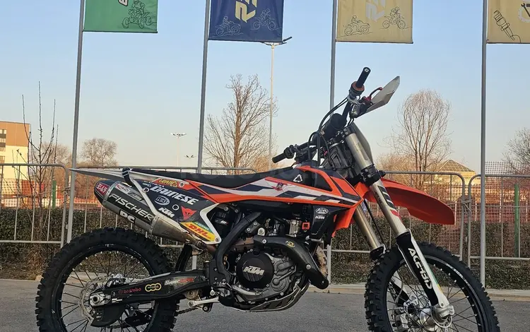 KTM  450 SX 2016 годаүшін3 900 000 тг. в Алматы